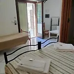 Country House Una 3*